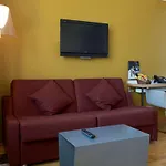 Quality 33 Hotell 4*