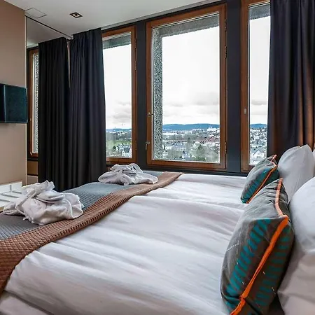 Quality 33 Hotell 4*