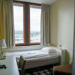 Quality 33 Hotel