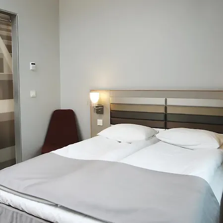 Quality 33 Hotel