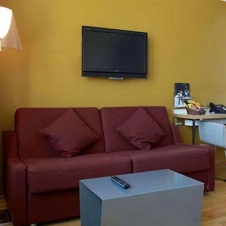 Quality 33 Hotel 4*